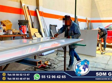 Fabricantes de Ambulancias de Traslado Tipo 1 y 2SDM Global Mexico somos una empresa líder en la Venta y Fabricacion de Ambulancias de Traslado Tipo 1 y 2 asi como de unidades medicas moviles, semi remolques, cajas secas, con personal altamente capasitado para su fabricacion. Especialistas den unidades para gobierno.El término ambulancia por lo general se utiliza para designar un vehículo usado para proporcionar cuidados médicos a pacientes que se encuentran lejos de un hospital o bien para trasladar al paciente a un centro médico u hospital donde se pueda seguir de cerca su evolución y practicarle un mayor número de pruebas médicas para su mejora y alivio.Somos una Empresa Mexicana líder en el Mercado con años de experiencia, especialistas como Fabricantes y Venta de Ambulancias de Traslado y Unidades Medicas Moviles, carrocerias, remolques, pipas de agua, autotanques, compactadores de basura, alargado y acorazado de chasis, equipamiento de patrullas, ambulancias de traslado, gruas de arrastre y plataformas, rampas hidraulicas para camioneta y camion, redilas, estaquitas, huacaludas, fabricantes directos de todo tipo de Ambulancias y unidades medicas moviles para gobierno.Somos fabribricantes directos, distribuidores en todo Mexico, comunicate y te atenderemos personalmente.