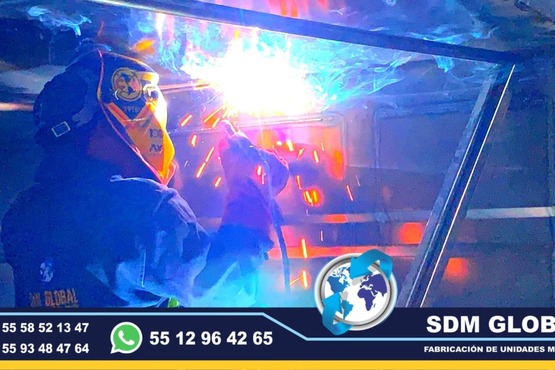 Fabricantes de Ambulancias de Traslado Tipo 1 y 2SDM Global Mexico somos una empresa líder en la Venta y Fabricacion de Ambulancias de Traslado Tipo 1 y 2 asi como de unidades medicas moviles, semi remolques, cajas secas, con personal altamente capasitado para su fabricacion. Especialistas den unidades para gobierno.El término ambulancia por lo general se utiliza para designar un vehículo usado para proporcionar cuidados médicos a pacientes que se encuentran lejos de un hospital o bien para trasladar al paciente a un centro médico u hospital donde se pueda seguir de cerca su evolución y practicarle un mayor número de pruebas médicas para su mejora y alivio.Somos una Empresa Mexicana líder en el Mercado con años de experiencia, especialistas como Fabricantes y Venta de Ambulancias de Traslado y Unidades Medicas Moviles, carrocerias, remolques, pipas de agua, autotanques, compactadores de basura, alargado y acorazado de chasis, equipamiento de patrullas, ambulancias de traslado, gruas de arrastre y plataformas, rampas hidraulicas para camioneta y camion, redilas, estaquitas, huacaludas, fabricantes directos de todo tipo de Ambulancias y unidades medicas moviles para gobierno.Somos fabribricantes directos, distribuidores en todo Mexico, comunicate y te atenderemos personalmente.