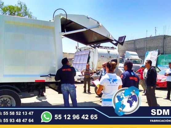 Fabricantes de Cajas secas, con copote, Carrocerias, Remolques, Plataformas, Redilas, Estaquitas, Auto tanques pipas de agua, Unidades Moviles SDM Global Mexico somos una empresa líder como fabricantes de cajas secas, carrocerias redilas, semi remolques, plataformas, auto tanques pipas para agua, estacas, con personal altamente capasitado para su fabricacion de Unidades Moviles Especiales en Mexico.Las cajas secas y carrocerias son de varios tamaños, para transportar diferentes productos y mercancias. Están construidas generalmente de aluminio y madera. Estas carrocerias y cajas secas se sujetan a la parte trasera del chasis. Protegen los productos que no necesitan estar refrigerados, para transportarlo y hacerlos llegar a su destino en el mejor estado posible.Somos una Empresa Mexicana líder en el mercado con años de experiencia, especialistas como fabrica de Carrocerias y cajas secas, Unidades moviles, remolques, pipas de agua, auto tanuqyes, compactadores de basura, alargado y acorazado de chasis, equipamiento de patrullas, ambulancias de traslado, gruas de arrastre plataforma, rampas hidraulicas, redilas, estaquitas, fabricantes de unidades moviles especiales para dependencias de gobierno.Somos fabribricantes directos, distribuidores en todo Mexico, comunicate y te atenderemos personalmente.