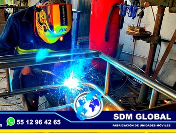 Venta y Fabricantes de Rampas hidraulicas para camiones, camionetas, camion, de carga y descarga SDM Global Mexico somos una empresa líder en la venta como fabricantes de Rampas Hidraulicas para camion, camioneta, de carga y descarga cajas y remolques con personal altamente capasitado para su fabricacion.Las rampas hidráulicas son plataformas de acero que te ayudarán a cargar y descargar una gran cantidad de productos en menor tiempo, fabricadas para carrocerias remolques cajas secas plataformas unidade moviles, especiales para chasis camioneta camiones rabonesSomos una Empresa Mexicana líder en el Mercado con años de experiencia, especialistas como fabricantes de Rampas Hidraulicas Unidades Moviles, carrocerias, remolques, pipas para agua, autotanques, recolectores y compactadores de basura, alargado y acorazado de chasis, equipamiento de patrullas, ambulancias de traslado, gruas de arrastre plataforma, rampas hidraulicas, redilas, estaquitas, cajas secas con copete, somos fabricantes directos de todo tipo de unidades moviles para gobierno municipal, estatal, federal.Somos fabribricantes directos, distribuidores en todo Mexico, comunicate y te atenderemos personalmente. Venta y Fabricantes de Rampas hidraulicas para camiones, camionetas, camion, de carga y descarga SDM Global Mexico somos una empresa líder en la venta como fabricantes de Rampas Hidraulicas para camion, camioneta, de carga y descarga cajas y remolques con personal altamente capasitado para su fabricacion.Las rampas hidráulicas son plataformas de acero que te ayudarán a cargar y descargar una gran cantidad de productos en menor tiempo, fabricadas para carrocerias remolques cajas secas plataformas unidade moviles, especiales para chasis camioneta camiones rabonesSomos una Empresa Mexicana líder en el Mercado con años de experiencia, especialistas como fabricantes de Rampas Hidraulicas Unidades Moviles, carrocerias, remolques, pipas para agua, autotanques, recolectores y compactadores de basura, alargado y acorazado de chasis, equipamiento de patrullas, ambulancias de traslado, gruas de arrastre plataforma, rampas hidraulicas, redilas, estaquitas, cajas secas con copete, somos fabricantes directos de todo tipo de unidades moviles para gobierno municipal, estatal, federal.Somos fabribricantes directos, distribuidores en todo Mexico, comunicate y te atenderemos personalmente.