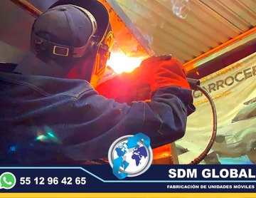 Fabricantes de Gruas de Arrastre, Plataforma, arrastre, Salvamento Fabricacion y venta de unidades moviles para seguridad publica y transito vial. SDM Global Mexico somos una empresa líder en el Fabricacion de Gruas de Salvamento, Plataforma, arrastre, asi como de unidades moviles de rescate, salvamento, proximidad, primer respodiente, equipo tactito, anti motin, fuerzas especiales, semi remolques con personal altamente capasitado para su fabricacion, winch electrico, sirena, bocina, codigos, estrobos, luces, etc. somos fabricantes.Las grúas son vehículos utilizados para transportar automóviles, camiones o cualquier transporte en general, remolcarlos en casos de accidente de tránsito, estacionamiento en lugares inadecuados o manejo por parte del conductor bajo los efectos del alcohol u otras sustancias. somos una Fabrica de gruas de Salvamento, Plataforma, Arrastre.Somos una Empresa Mexicana líder en el Mercado con años de experiencia, especialistas en el Fabricacion de Gruas de Salvamento, Plataforma, arrastre Cajas secas, carrocerias, Unidades Moviles Especiales de Seguridad, Rescate, Salvamento, Salud, Comunicacion, Seguridad.