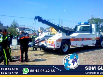 Fabricantes de Auto tanques o carrocerias tipo pipas para el almacenamiento y conservación de productos líquidos o sólidos SDM Global Mexico somos una empresa líder en la fabricacion y venta de Auto Tanques o carrocerias tipo Pipas de agua con capacidad de 3000 lt, 5000 lt, 10,000 lt, 15000 lt, 20,000 litros, auto tanques de agua fijos y moviles, con personal altamente capasitado para su fabricacion.Un Auto tanque de agua es un depósito destinado a almacenar agua para consumo humano o cualquier otro uso. Son un elemento fundamental en una red de abastecimiento de agua potable, para compensar las variaciones horarias de la demanda de agua potable.Somos una Empresa Mexicana líder en el Mercado con años de experiencia, especialistas en la fabricacion de carrocerias tipo pipas de agua, y como fabricantes de Auto tanques de agua, Unidades Moviles Especiales, carrocerias, remolques, recolectores compactadores de basura, alargado y acorazado de chasis, equipamiento de patrullas, ambulancias de traslado, gruas de arrastre plataforma, rampas hidraulicas, redilas, estaquitas, cajas secas con copete.Somos fabribricantes directos, distribuidores en todo Mexico, comunicate y te atenderemos personalmente. Fabricantes de Auto tanques o carrocerias tipo pipas para el almacenamiento y conservación de productos líquidos o sólidos SDM Global Mexico somos una empresa líder en la fabricacion y venta de Auto Tanques o carrocerias tipo Pipas de agua con capacidad de 3000 lt, 5000 lt, 10,000 lt, 15000 lt, 20,000 litros, auto tanques de agua fijos y moviles, con personal altamente capasitado para su fabricacion.Un Auto tanque de agua es un depósito destinado a almacenar agua para consumo humano o cualquier otro uso. Son un elemento fundamental en una red de abastecimiento de agua potable, para compensar las variaciones horarias de la demanda de agua potable.Somos una Empresa Mexicana líder en el Mercado con años de experiencia, especialistas en la fabricacion de carrocerias tipo pipas de agua, y como fabricantes de Auto tanques de agua, Unidades Moviles Especiales, carrocerias, remolques, recolectores compactadores de basura, alargado y acorazado de chasis, equipamiento de patrullas, ambulancias de traslado, gruas de arrastre plataforma, rampas hidraulicas, redilas, estaquitas, cajas secas con copete.Somos fabribricantes directos, distribuidores en todo Mexico, comunicate y te atenderemos personalmente.