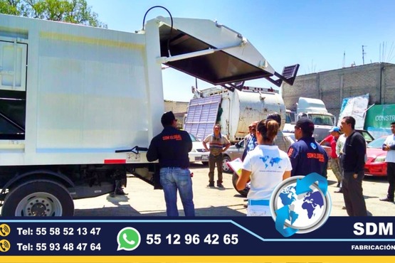 Fabricantes de Ambulancias de Traslado Tipo 1 y 2SDM Global Mexico somos una empresa líder en la Venta y Fabricacion de Ambulancias de Traslado Tipo 1 y 2 asi como de unidades medicas moviles, semi remolques, cajas secas, con personal altamente capasitado para su fabricacion. Especialistas den unidades para gobierno.El término ambulancia por lo general se utiliza para designar un vehículo usado para proporcionar cuidados médicos a pacientes que se encuentran lejos de un hospital o bien para trasladar al paciente a un centro médico u hospital donde se pueda seguir de cerca su evolución y practicarle un mayor número de pruebas médicas para su mejora y alivio.Somos una Empresa Mexicana líder en el Mercado con años de experiencia, especialistas como Fabricantes y Venta de Ambulancias de Traslado y Unidades Medicas Moviles, carrocerias, remolques, pipas de agua, autotanques, compactadores de basura, alargado y acorazado de chasis, equipamiento de patrullas, ambulancias de traslado, gruas de arrastre y plataformas, rampas hidraulicas para camioneta y camion, redilas, estaquitas, huacaludas, fabricantes directos de todo tipo de Ambulancias y unidades medicas moviles para gobierno.Somos fabribricantes directos, distribuidores en todo Mexico, comunicate y te atenderemos personalmente.