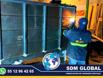 Venta y Fabricantes de Rampas hidraulicas para camiones, camionetas, camion, de carga y descarga SDM Global Mexico somos una empresa líder en la venta como fabricantes de Rampas Hidraulicas para camion, camioneta, de carga y descarga cajas y remolques con personal altamente capasitado para su fabricacion.Las rampas hidráulicas son plataformas de acero que te ayudarán a cargar y descargar una gran cantidad de productos en menor tiempo, fabricadas para carrocerias remolques cajas secas plataformas unidade moviles, especiales para chasis camioneta camiones rabonesSomos una Empresa Mexicana líder en el Mercado con años de experiencia, especialistas como fabricantes de Rampas Hidraulicas Unidades Moviles, carrocerias, remolques, pipas para agua, autotanques, recolectores y compactadores de basura, alargado y acorazado de chasis, equipamiento de patrullas, ambulancias de traslado, gruas de arrastre plataforma, rampas hidraulicas, redilas, estaquitas, cajas secas con copete, somos fabricantes directos de todo tipo de unidades moviles para gobierno municipal, estatal, federal.Somos fabribricantes directos, distribuidores en todo Mexico, comunicate y te atenderemos personalmente. Venta y Fabricantes de Rampas hidraulicas para camiones, camionetas, camion, de carga y descarga SDM Global Mexico somos una empresa líder en la venta como fabricantes de Rampas Hidraulicas para camion, camioneta, de carga y descarga cajas y remolques con personal altamente capasitado para su fabricacion.Las rampas hidráulicas son plataformas de acero que te ayudarán a cargar y descargar una gran cantidad de productos en menor tiempo, fabricadas para carrocerias remolques cajas secas plataformas unidade moviles, especiales para chasis camioneta camiones rabonesSomos una Empresa Mexicana líder en el Mercado con años de experiencia, especialistas como fabricantes de Rampas Hidraulicas Unidades Moviles, carrocerias, remolques, pipas para agua, autotanques, recolectores y compactadores de basura, alargado y acorazado de chasis, equipamiento de patrullas, ambulancias de traslado, gruas de arrastre plataforma, rampas hidraulicas, redilas, estaquitas, cajas secas con copete, somos fabricantes directos de todo tipo de unidades moviles para gobierno municipal, estatal, federal.Somos fabribricantes directos, distribuidores en todo Mexico, comunicate y te atenderemos personalmente.