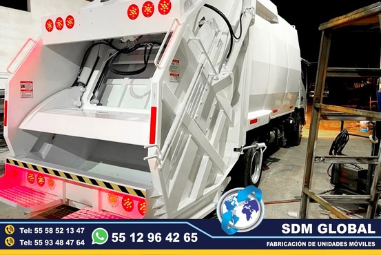Fabricantes de Ambulancias de Traslado Tipo 1 y 2SDM Global Mexico somos una empresa líder en la Venta y Fabricacion de Ambulancias de Traslado Tipo 1 y 2 asi como de unidades medicas moviles, semi remolques, cajas secas, con personal altamente capasitado para su fabricacion. Especialistas den unidades para gobierno.El término ambulancia por lo general se utiliza para designar un vehículo usado para proporcionar cuidados médicos a pacientes que se encuentran lejos de un hospital o bien para trasladar al paciente a un centro médico u hospital donde se pueda seguir de cerca su evolución y practicarle un mayor número de pruebas médicas para su mejora y alivio.Somos una Empresa Mexicana líder en el Mercado con años de experiencia, especialistas como Fabricantes y Venta de Ambulancias de Traslado y Unidades Medicas Moviles, carrocerias, remolques, pipas de agua, autotanques, compactadores de basura, alargado y acorazado de chasis, equipamiento de patrullas, ambulancias de traslado, gruas de arrastre y plataformas, rampas hidraulicas para camioneta y camion, redilas, estaquitas, huacaludas, fabricantes directos de todo tipo de Ambulancias y unidades medicas moviles para gobierno.Somos fabribricantes directos, distribuidores en todo Mexico, comunicate y te atenderemos personalmente.