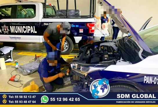 Fabricantes de Redilas y Estaquitas para camionetas y camiones Ford Nissan RAM Chevrolet Hino Foton Izusu Hyundai International Mercedez Benz Freightliner Volvo Man VW modelos 2024, 2025 SDM Global Mexico somos una empresa líder como fabricantes de Redilas y estaquitas cajas y carrocerias, semi remolques, plataformas, con personal altamente capasitado para su fabricacion. En México, las redilas o estaquitas son estructuras metálicas o de madera que se montan en la parte trasera de las camionetas de carga para aumentar su capacidad de transporte. Las redilas o estaquitas pueden tener lados abatibles o desmontables, lo que facilita la carga y descarga de mercancías redilas o estaquitas venta de carrocerias.Somos una Empresa Mexicana líder en el Mercado con años de experiencia, especialistas como fabrica de Redilas estaquitas, Cajas secas, Unidades moviles, carrocerias, remolques,pipas de agua, autotanques, compactadores de basura, alargado y acorazado de chasis, equipamiento de patrullas, ambulancias de traslado, gruas de plataforma, rampas hidraulicas, redilas estaquitas, cajas secas, fabricantes de unidades moviles especiales.Somos fabribricantes directos, distribuidores en todo Mexico, comunicate y te atenderemos personalmente. Fabricantes de Redilas y Estaquitas para camionetas y camiones Ford Nissan RAM Chevrolet Hino Foton Izusu Hyundai International Mercedez Benz Freightliner Volvo Man VW modelos 2024, 2025 SDM Global Mexico somos una empresa líder como fabricantes de Redilas y estaquitas cajas y carrocerias, semi remolques, plataformas, con personal altamente capasitado para su fabricacion. En México, las redilas o estaquitas son estructuras metálicas o de madera que se montan en la parte trasera de las camionetas de carga para aumentar su capacidad de transporte. Las redilas o estaquitas pueden tener lados abatibles o desmontables, lo que facilita la carga y descarga de mercancías redilas o estaquitas venta de carrocerias.Somos una Empresa Mexicana líder en el Mercado con años de experiencia, especialistas como fabrica de Redilas estaquitas, Cajas secas, Unidades moviles, carrocerias, remolques,pipas de agua, autotanques, compactadores de basura, alargado y acorazado de chasis, equipamiento de patrullas, ambulancias de traslado, gruas de plataforma, rampas hidraulicas, redilas estaquitas, cajas secas, fabricantes de unidades moviles especiales.Somos fabribricantes directos, distribuidores en todo Mexico, comunicate y te atenderemos personalmente.